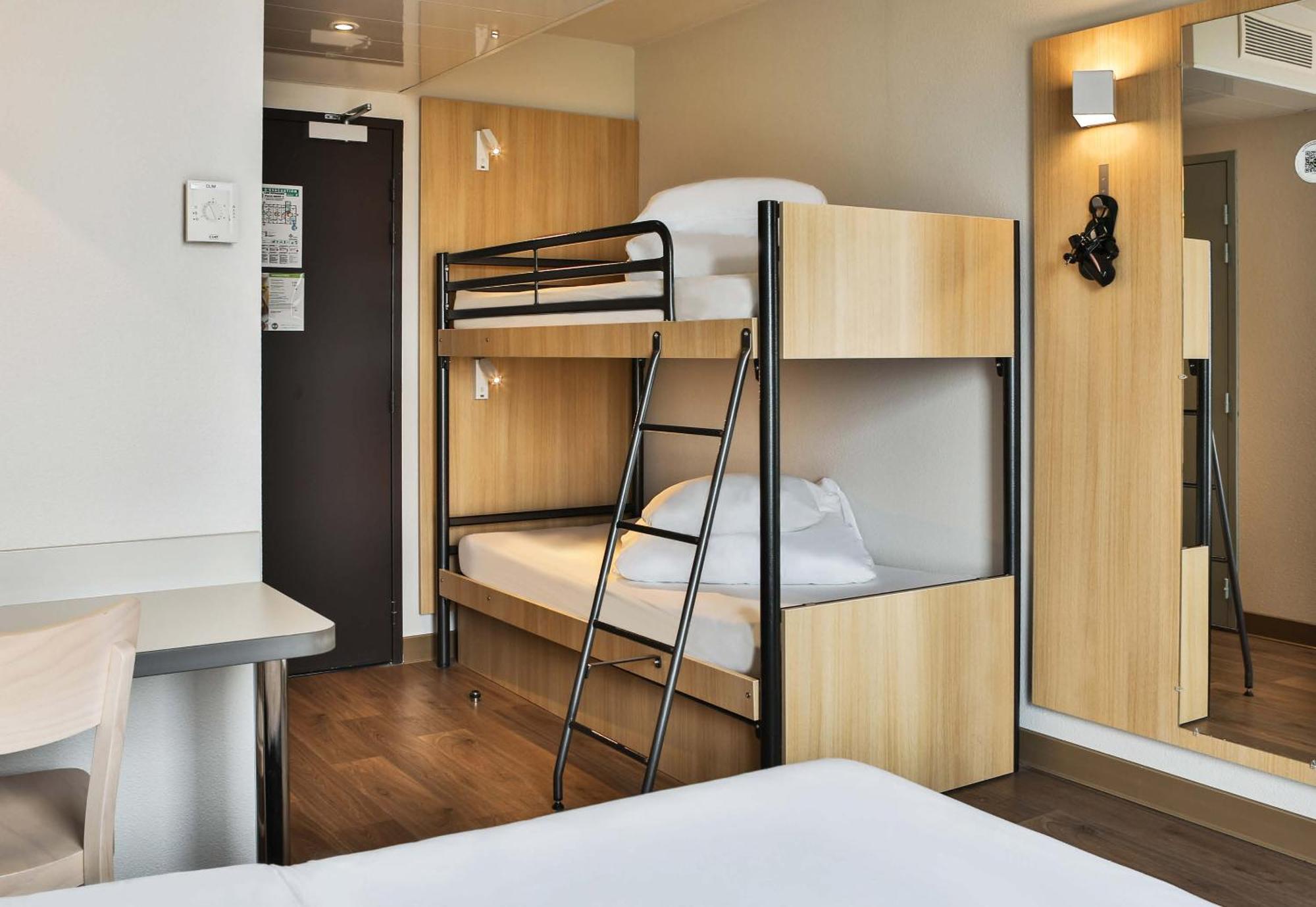 B&B Hotel Les Herbiers Kültér fotó